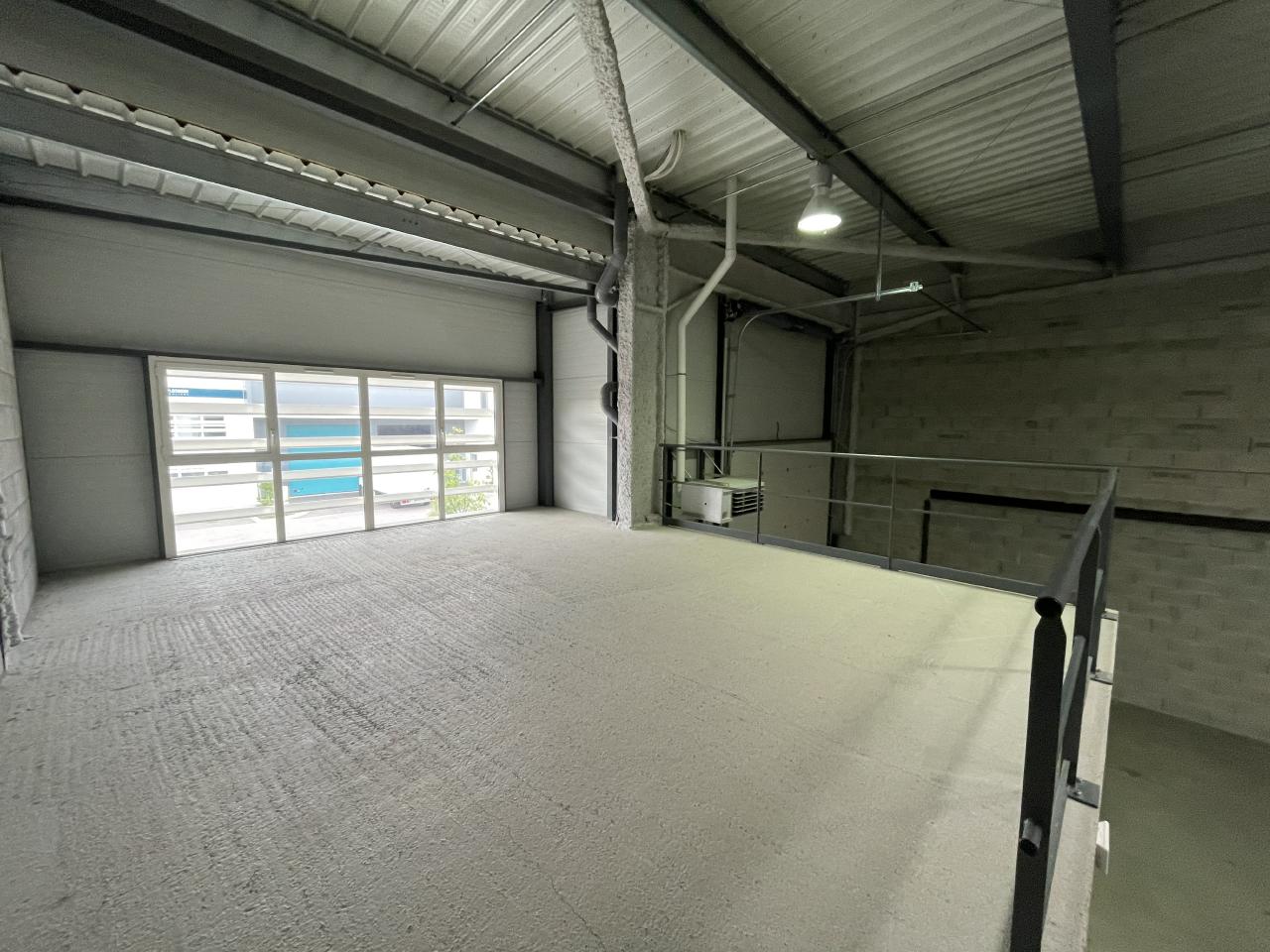 Local d'activité Vénissieux 255m² Location local d'activité Vénissieux Rhône OLACT2109388 4